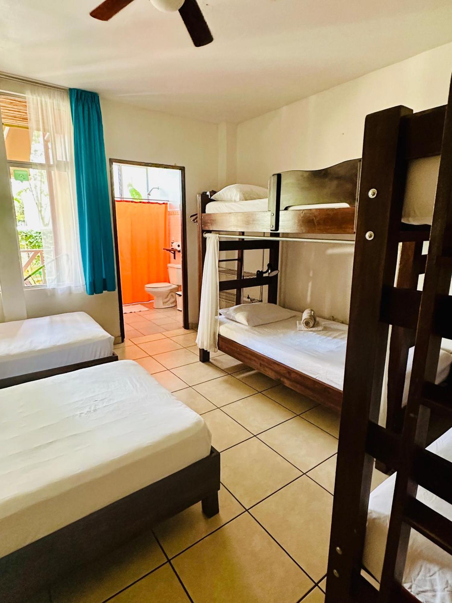 Casa De Lis Hotel & Tourist Info Centre Turrialba Luaran gambar