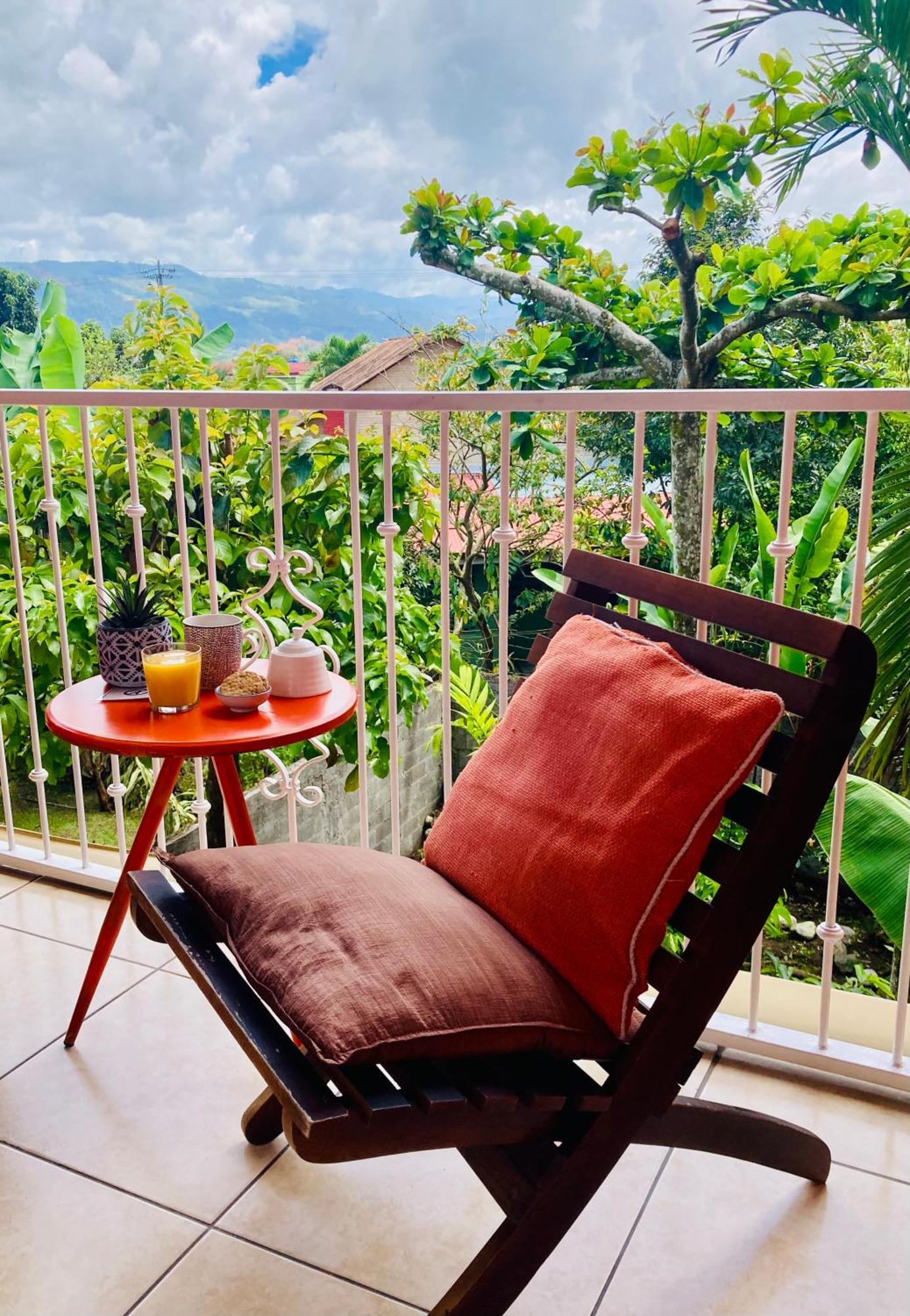 Casa De Lis Hotel & Tourist Info Centre Turrialba Luaran gambar