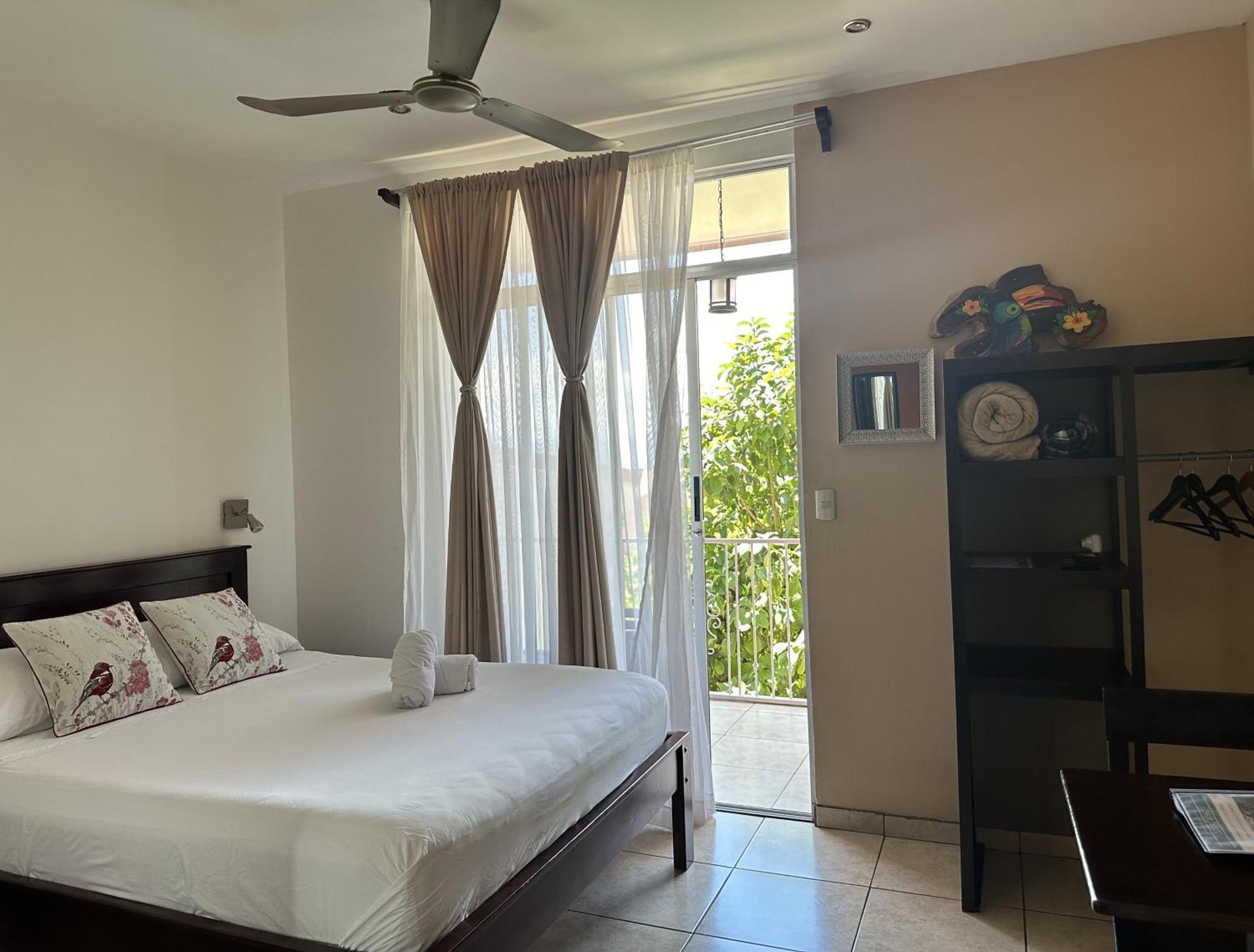 Casa De Lis Hotel & Tourist Info Centre Turrialba Luaran gambar